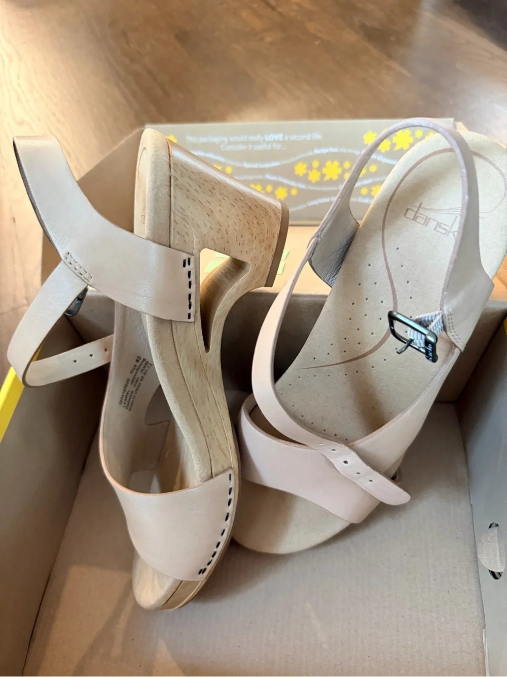Dansko Tasha Natural Tan Leather Cutout Platform Wedge Sandals Size 40 / 9.5-10